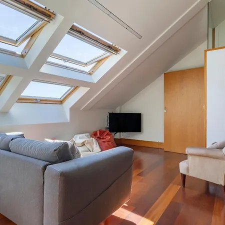 Apartamento A Casa Rosa- ático En El Centro De *