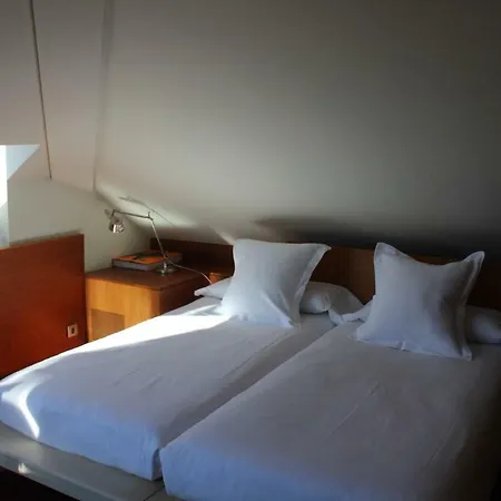 A Casa Rosa- Atico En El Centro De Apartament Vigo